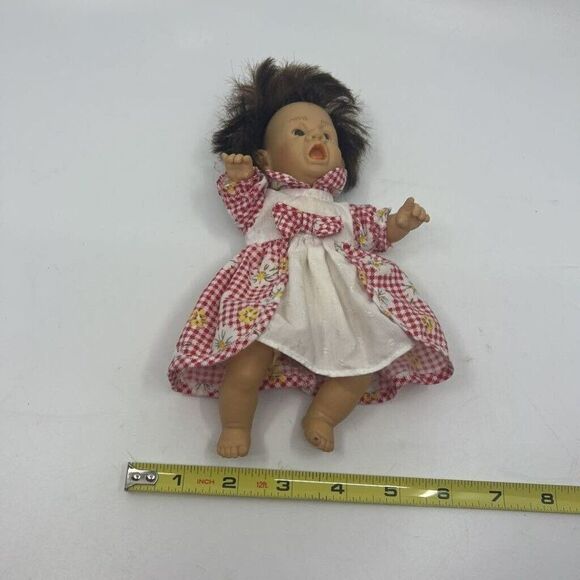 Vintage Gi-Go Toys Baby Girl Doll Red Gingham Floral Dress 9" - Picture 4 of 11